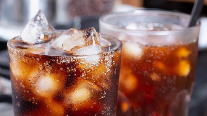 Giới chuyên gia độc lập lưu ý rằng kết quả ngang bằng giữa 2 nhóm không đồng nghĩa với việc nước ngọt không đường là "thần dược" giảm cân. Ảnh minh họa: The Ohio State University
