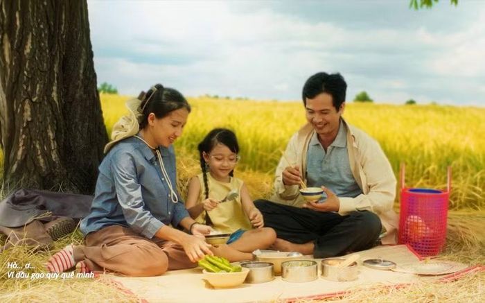 Những hình ảnh quen thuộc gắn bó với đời sống người Việt