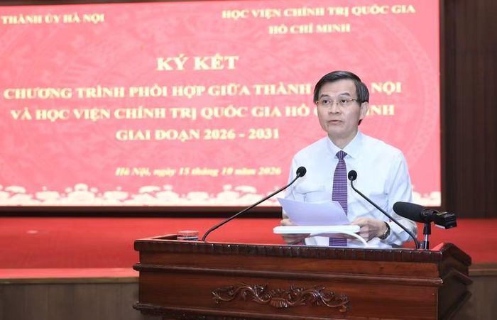 PGS.TS Đoàn Minh Huấn, Ủy viên Bộ Chính trị, Giám đốc Học viện quốc gia Hồ Chí Minh phát biểu
