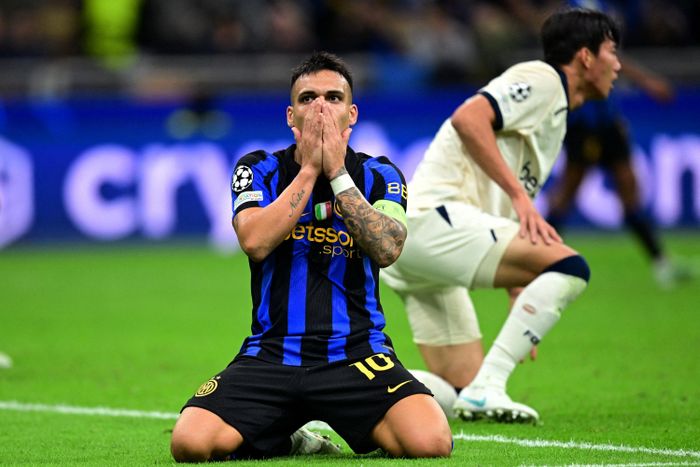  Inter thua sốc Club Brugge ngay trên sân nhà. 