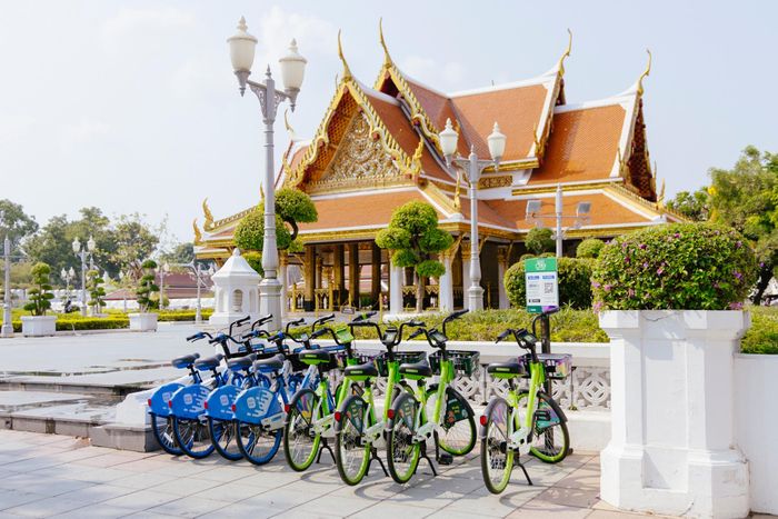 Khách Việt khám phá Bangkok Thái Lan hồi tháng 4. Ảnh: Phương Lâm.
