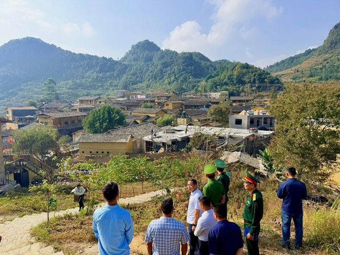 Xã Lũng Cú hướng tới xây dựng Lô Lô Chải thành điểm đến xanh, an toàn, giàu bản sắc, góp phần bảo tồn kiến trúc truyền thống và giữ gìn danh hiệu Làng du lịch tốt nhất thế giới. Ảnh: Việt Anh