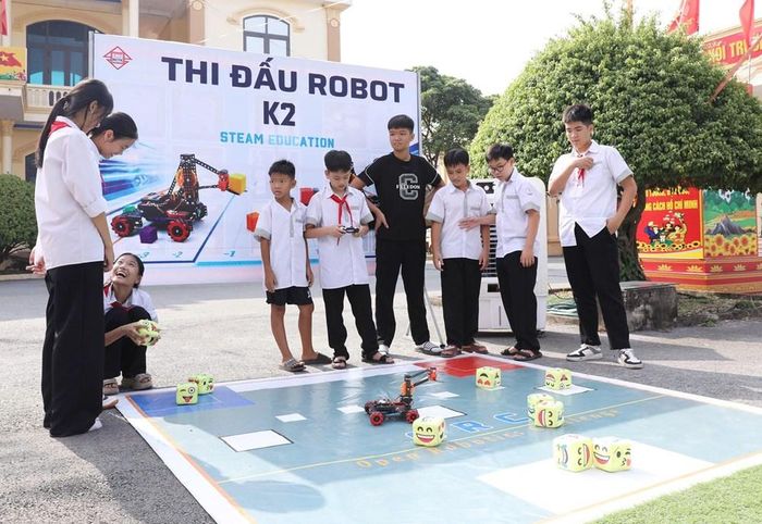 Chương trình tại xã Gia Trấn còn là một trong nhiều hoạt động thiết thực hưởng ứng Ngày Chuyển đổi số quốc gia, Ngày Công dân số Việt Nam năm 2026