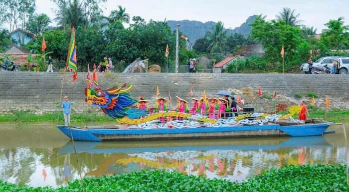 Lễ hội truyền thống chùa Hàn Sơn – cửa Thần Phù là dịp để người dân địa phương gìn giữ các giá trị văn hóa, tín ngưỡng lâu đời