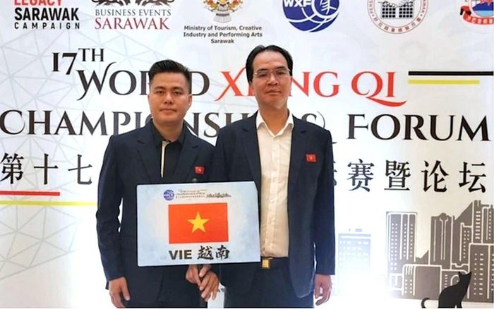 Lại Lý Huynh (trái) và Nguyễn Thành Bảo là 2 kỳ thủ hàng đầu Việt Nam có nhiều thành tích tại đấu trường quốc tế