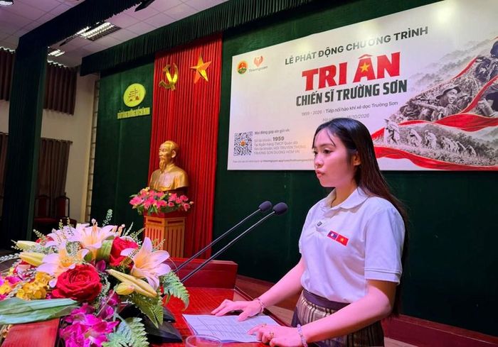 Maysaa - sinh viên người Lào đang học tập tại Việt Nam được chọn là Đại sứ của Chiến dịch