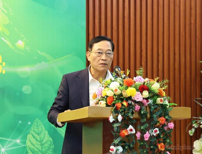 TS. Trần Văn Tùng, Chủ tịch Hội Thông tin Khoa học và Công nghệ Việt Nam phát biểu tại Hội thảo - Ảnh: chinhphu.vn/Thu Giang