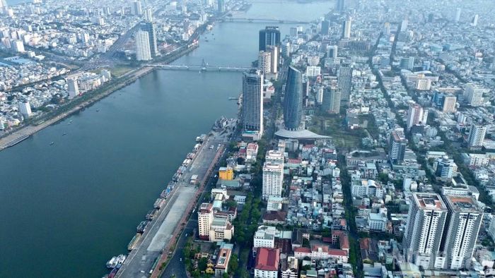Toàn cảnh trung tâm thành phố Đà Nẵng. (Ảnh: ANH ĐÀO)
