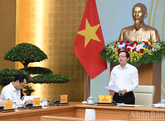 Phó Thủ tướng Hồ Quốc Dũng phát biểu tại hội nghị.