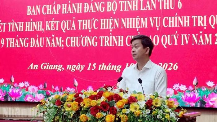 Ủy viên Trung ương Đảng, Bí thư Tỉnh ủy An Giang Lê Quang Tùng phát biểu. (Ảnh: QUỐC TRINH)