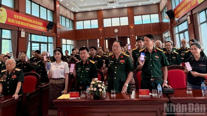 Các tổ chức, doanh nghiệp và cá nhân mong muốn đóng góp cho Chiến dịch “Tri ân chiến sĩ Trường Sơn” năm 2026 có thể chuyển kinh phí về tài khoản của Hội Truyền thống Trường Sơn - Đường Hồ Chí Minh Việt Nam.