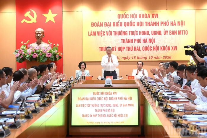 Tổng Bí thư, Chủ tịch nước Tô Lâm dự cuộc làm việc của Đoàn đại biểu Quốc hội thành phố Hà Nội với Thường trực Hội đồng nhân dân, Ủy ban nhân dân, Ủy ban Mặt trận Tổ quốc Việt Nam, Tòa án nhân dân, Viện Kiểm sát nhân dân thành phố Hà Nội và một số cơ quan, đơn vị có liên quan để chuẩn bị cho Kỳ họp thứ hai, Quốc hội khoá XVI.