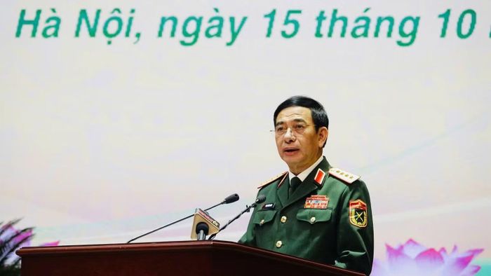 Đại tướng Phan Văn Giang, Ủy viên Bộ Chính trị, Phó Thủ tướng Chính phủ, Bộ trưởng Quốc phòng phát biểu tại chương trình. (Ảnh: Cộng tác viên)