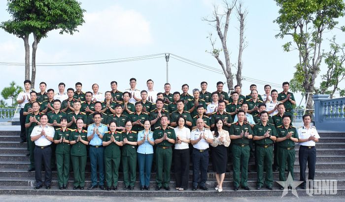 Các đại biểu tham dự hội nghị tập huấn. 