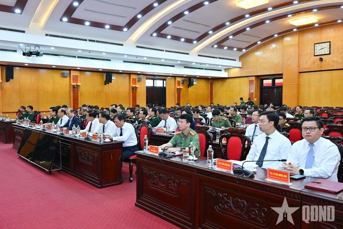  Các đại biểu dự hội nghị. 
