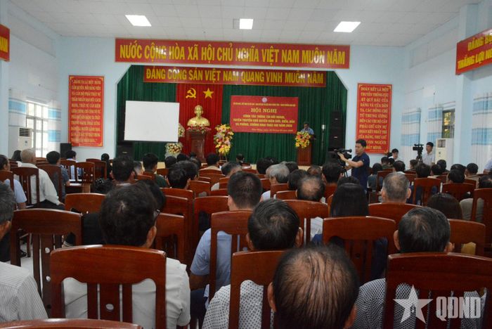  Quang cảnh hội nghị.