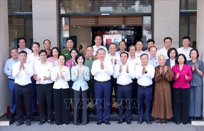  Tổng Bí thư, Chủ tịch nước Tô Lâm và các đại biểu. 