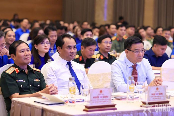 Các đại biểu dự chương trình đối thoại. 