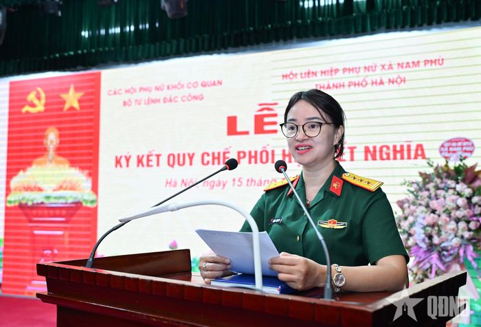  Thượng tá QNCN Phùng Thị Ngọc Anh, Chủ tịch Hội Phụ nữ Bộ Tham mưu, Binh chủng Đặc công phát biểu.