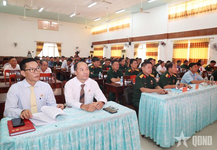 Các đại biểu tham dự hội nghị.