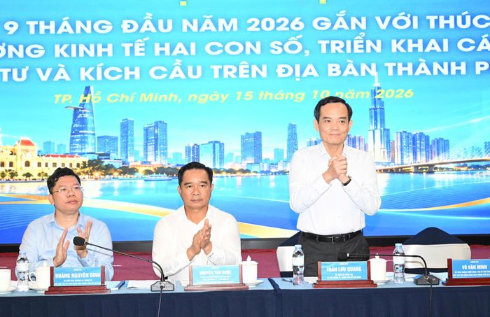 Bí thư Thành ủy TPHCM Trần Lưu Quang dự hội nghị. Ảnh: VIỆT DŨNG