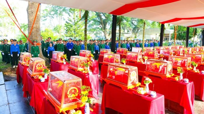 120 hài cốt liệt sĩ được quy tập tại lễ viếng, truy điệu và an táng