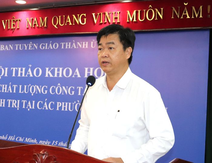 Đồng chí Lê Văn Minh phát biểu tại hội thảo