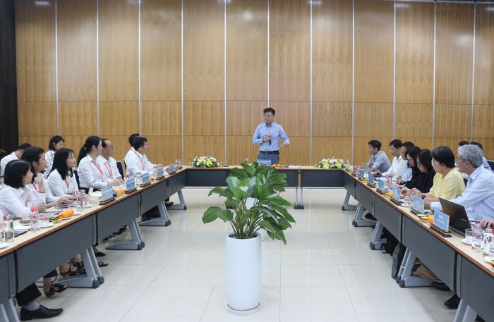 Phó Chủ tịch UBND TPHCM Trương Minh Huy Vũ phát biểu chỉ đạo tại buổi khảo sát.