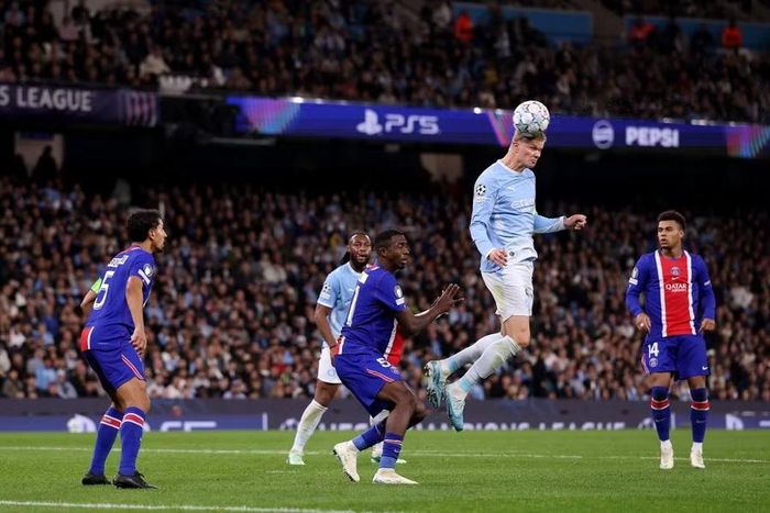 Erling Haaland ghi cú đúp nhưng Man City vẫn thua đội khách PSG 2-4 ở vòng phân hạng Champions League hôm 15/10 (giờ Hà Nội). Ảnh: Getty.
