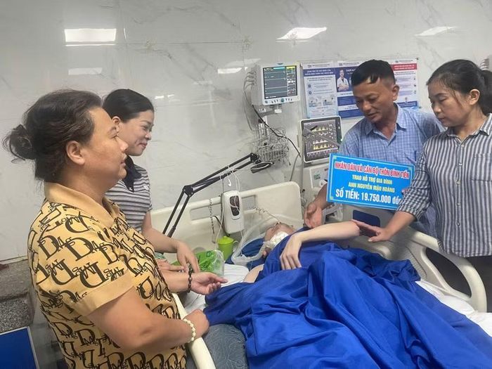 Những tấm lòng nhân ái chung tay hỗ trợ cho hoàn cảnh 2 chị em Thanh Hiền và Nhật Quang.