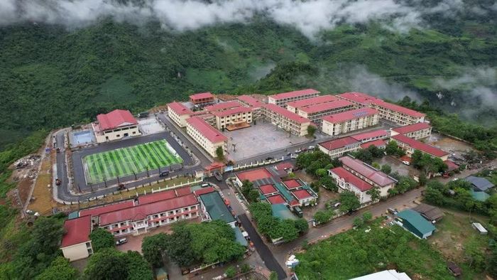Những ngôi trường nội trú liên cấp được kỳ vọng tạo khởi sắc cho giáo dục vùng biên Lai Châu.