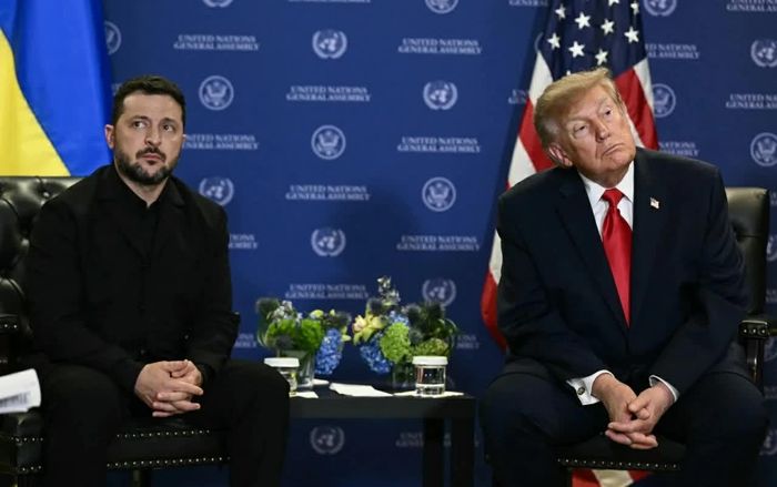Quan hệ Mỹ-Ukraine thêm nhạy cảm khi Tổng thống Donald Trump rằng, quốc gia Đông Âu cần một tổng thống mới thay thế ông Volodymyr Zelensky. (Nguồn:Getty Images)