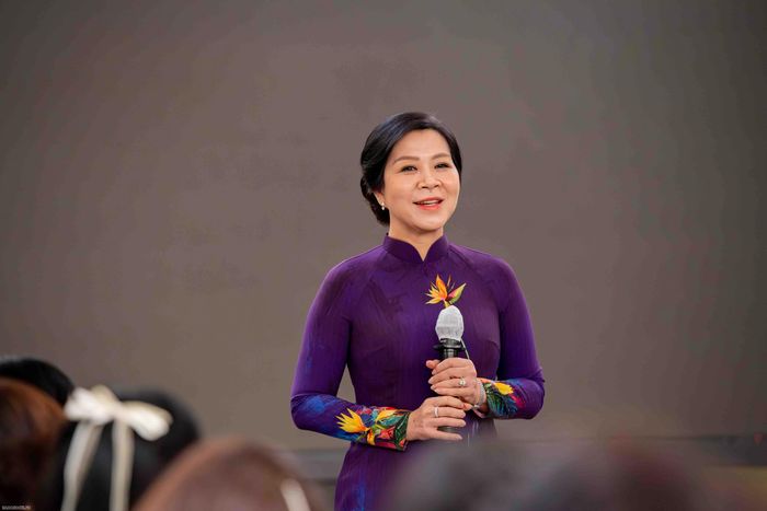 Bà Ngô Phương Ly, Phu nhân Tổng Bí thư, Chủ tịch nước Tô Lâm, sẽ là khách mời đặc biệt và tham dự các hoạt động trong chương trình Ngày Việt Nam tại Pháp năm 2026 từ ngày 24-30/10. (Ảnh: Nguyễn Hồng)