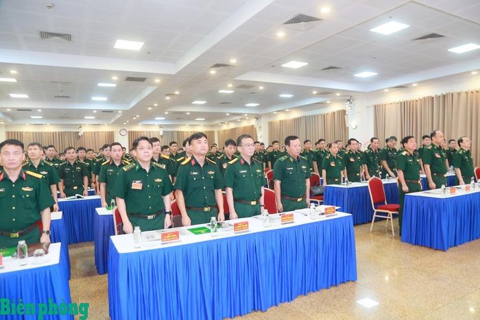 Hội nghị có sự tham dự của 216 cán bộ, nhân viên ngành Tài chính trong toàn lực lượng Bộ đội Biên phòng. Ảnh: Cẩm Linh