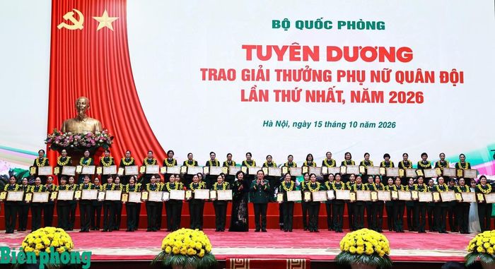 Qua quá trình xét chọn chặt chẽ, khách quan, công bằng, Hội đồng Giải thưởng đã lựa chọn 15 tập thể và 64 cá nhân tiêu biểu để trao Giải thưởng Phụ nữ Quân đội lần thứ nhất năm 2026. Ảnh: Dân Chủ