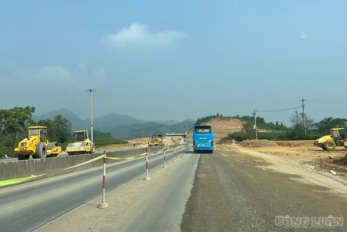 Mới đây Bộ Xây dựng đã có văn bản chấp thuận nhà đầu tư lập đề xuất dự án đầu tư mở rộng tuyến cao tốc Tuyên Quang - Phú Thọ theo phương thức đối tác công - tư (PPP).