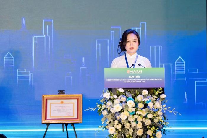 Bà Vũ Thị Hoa, Phó Giám đốc Công ty Cổ phần Sản xuất Công nghệ cao Việt Hàn. Ảnh: VV.