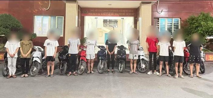 Lực lượng chức năng tiếp tục triệu tập các đối tượng gây rối trật tự công cộng. Ảnh: CACC