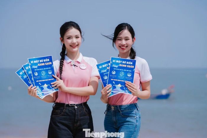 Đối với thí sinh Nguyễn Thái Anh Thư (SBD 582), đây là hoạt động thú vị và mới mẻ vì cô đến từ miền Tây sông nước, không gần biển. Anh Thư chia sẻ có chút lo lắng khi lên kế hoạch thuyết phục các chủ nhà hàng ven biển tham gia chiến dịch bảo vệ môi trường. Tuy nhiên, khi đi vào thực hiện, cô bất ngờ bởi sự nhiệt tình và cởi mở của người Hải Phòng. "Các chủ nhà hàng đều mong muốn bờ biển được sạch sẽ hơn, vừa để bảo vệ môi trường vừa thu hút thêm khách du lịch", Anh Thư nói.