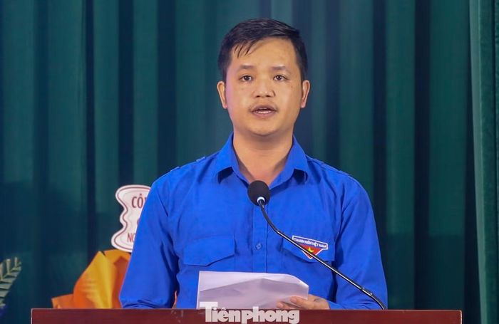 Anh Nguyễn Tấn Hưng - Phó Chủ tịch Thường trực Hội LHTN Việt Nam tỉnh Gia Lai phát biểu. Ảnh: Trương Định