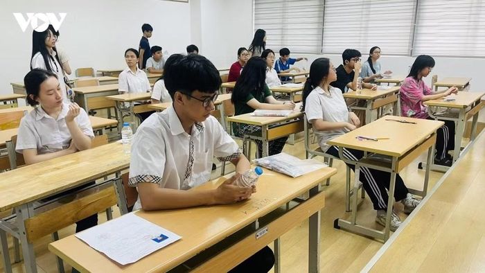 Rà soát các môn tích hợp cần làm rõ nội dung nào phù hợp để tích hợp và cách tổ chức dạy học nhằm tăng cường kết nối kiến thức giữa các lĩnh vực.
