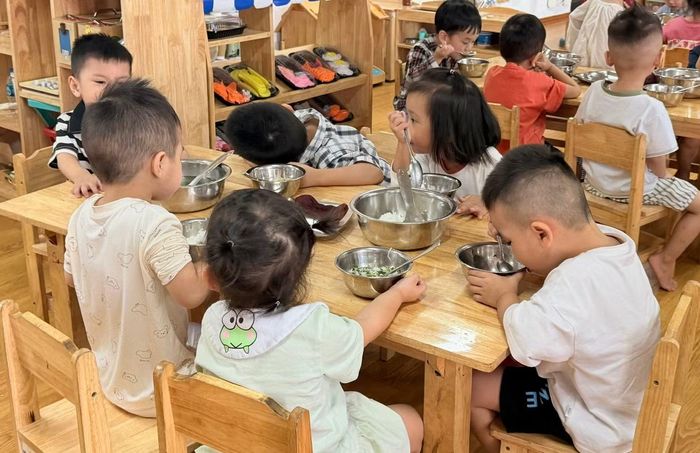 Sau sáp nhập, nhiều quản lý trường học cho biết gặp khó khăn trong vận hành.