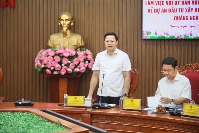 Ông Nguyễn Đức Tâm - Chủ tịch UBND tỉnh Quảng Ngãi, phát biểu tại buổi làm việc.