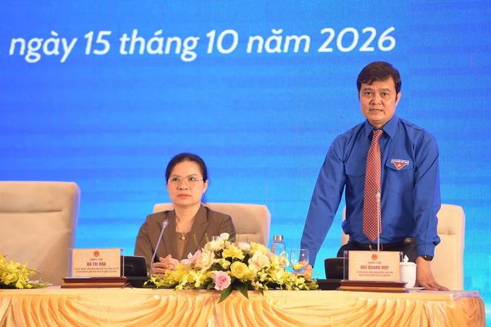 Bí thư thứ nhất T.Ư Đoàn Bùi Quang Huy cho biết, tổ chức Đoàn sẽ chủ động mang các bài toán của các bộ, ngành, địa phương giao cho thanh niên giải quyết.