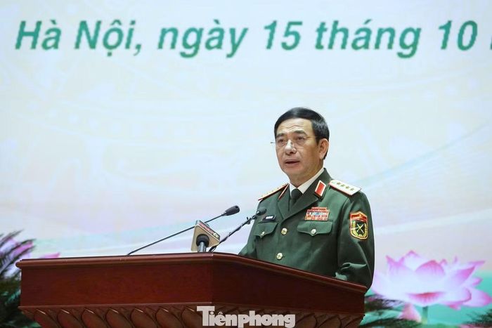Đại tướng Phan Văn Giang cho biết, phụ nữ là một lực lượng quan trọng, hoạt động trên hầu hết các lĩnh vực, các nhiệm vụ của Quân đội.