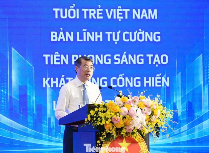 Thủ tướng Lê Minh Hưng phát biểu tại chương trình.