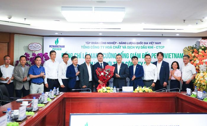 Lãnh đạo PETROVIETNAM, PVChem chúc mừng tân Tổng Giám đốc PVChem