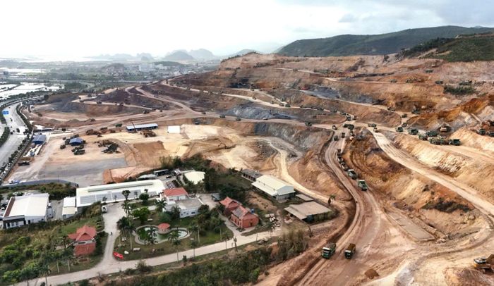 Quảng Ninh đấu giá 4 mỏ sét gạch ngói, trữ lượng hơn 5 triệu m³.