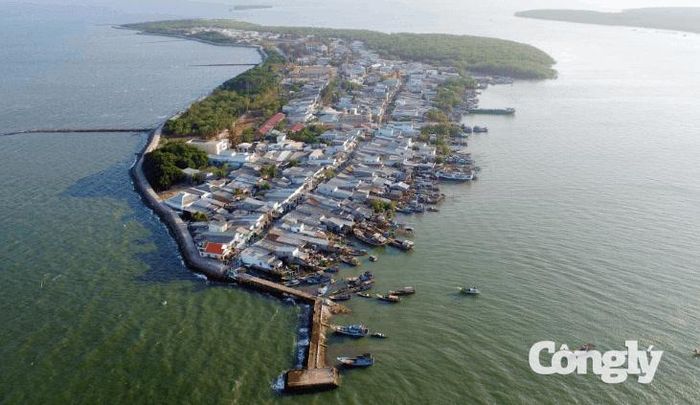 TP.HCM nghiên cứu mở cửa hàng xăng dầu nổi ở xã đảo Thạnh An.