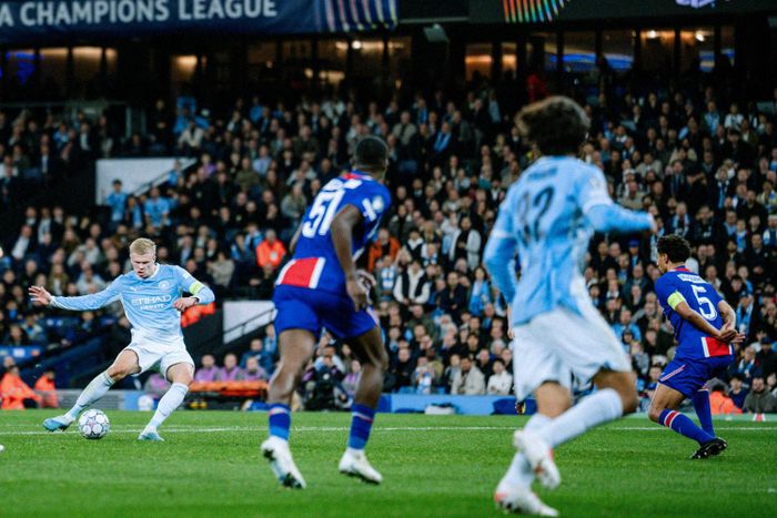 Ngày lịch sử của Haaland bị phủ bóng bởi thất bại. Ảnh: MCFC